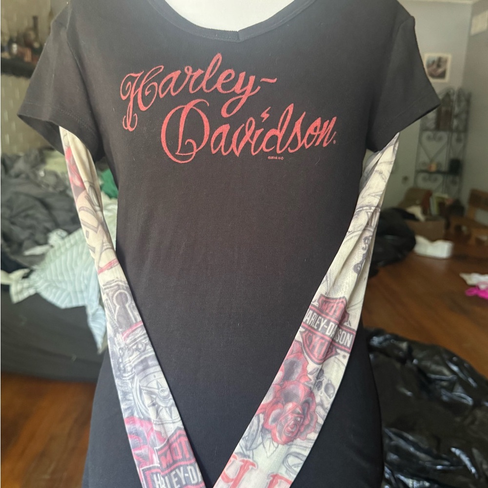 Harley-Davidson Tattoo Sleeve t-Shirt Black and Red Women's Top